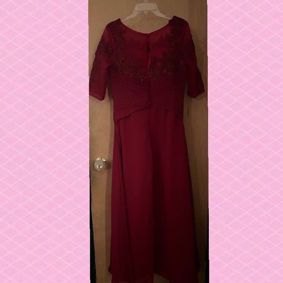 Mother of the Bride Dress - Picture 4 of 5